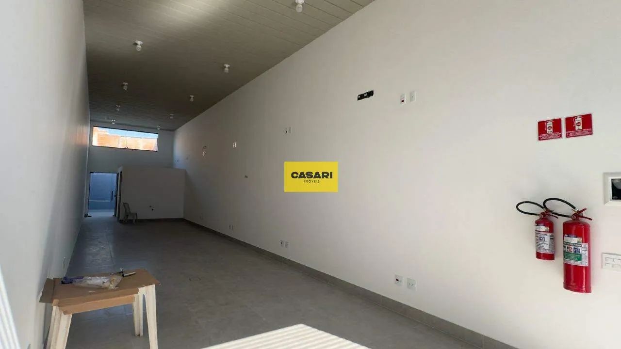 Salão Comercial para Alugar  85 m²  Taboão  Diadema - 1 vaga
