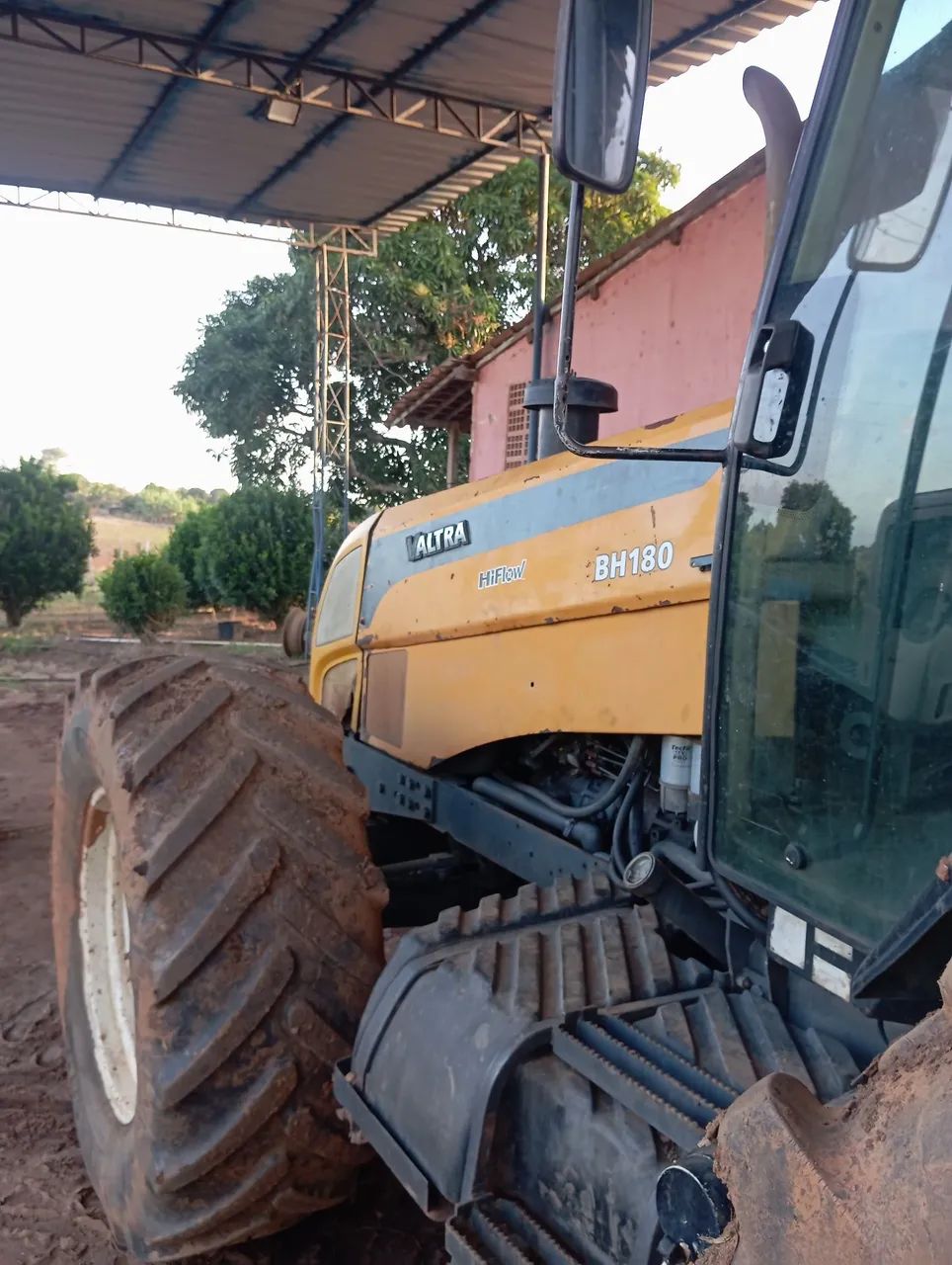Trator Valtra BH 180 - Foto 2