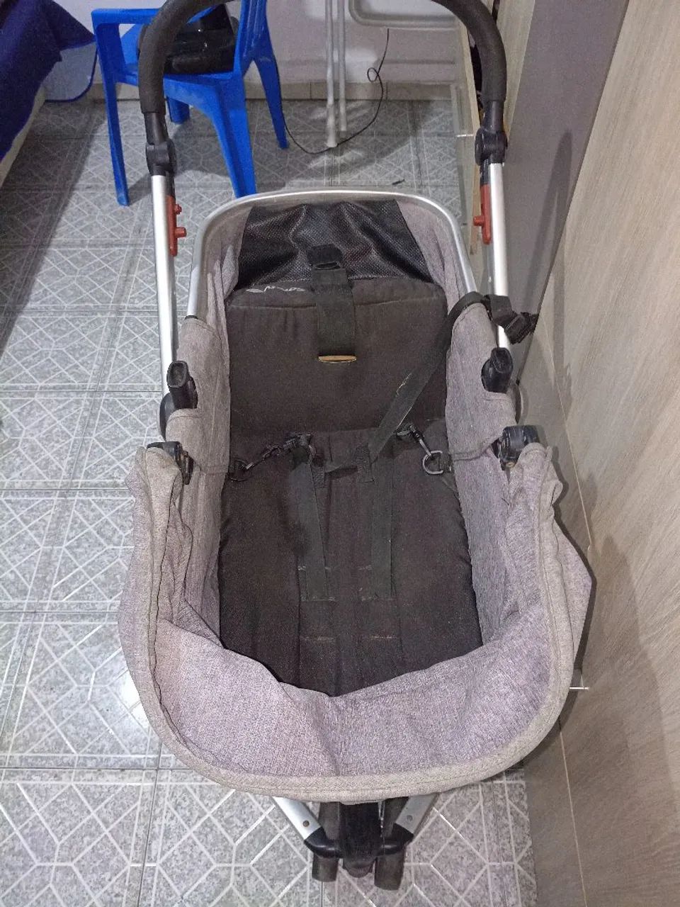 Carrinho de bebê mobi - Foto 4