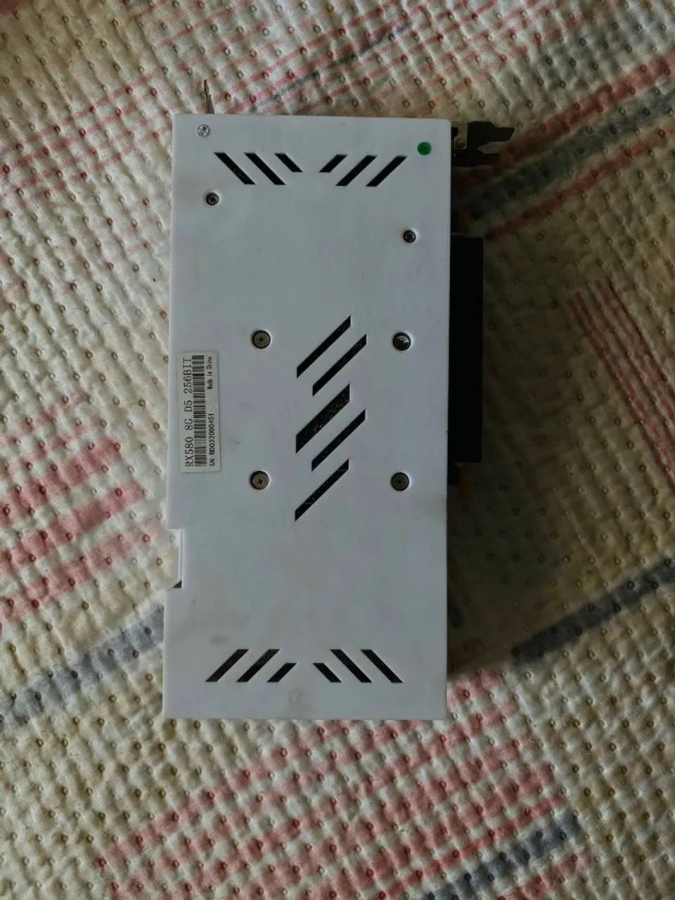 Placa de Vídeo RX 580 8GB Com Defeito  - Foto 4