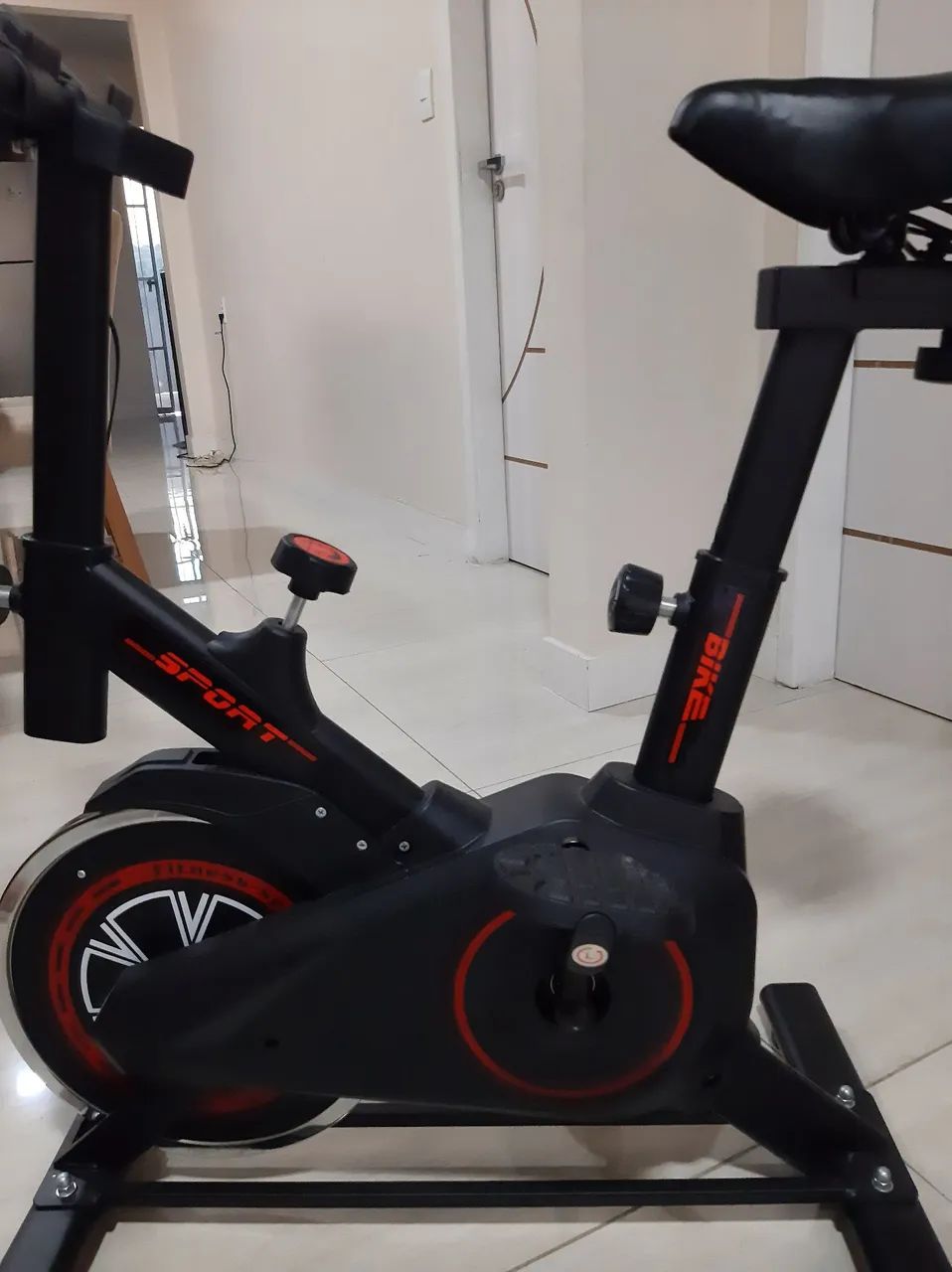Bicicleta ergometrica, nova 