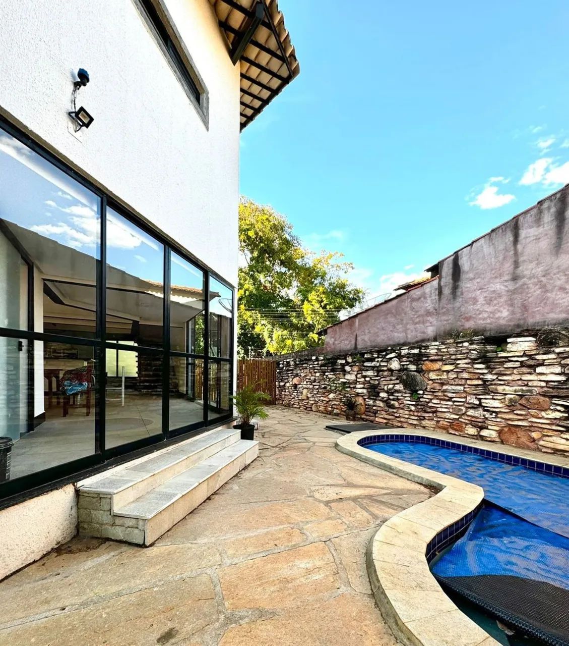 Casa em Pirenópolis com Vocação para Pousada . - Foto 3