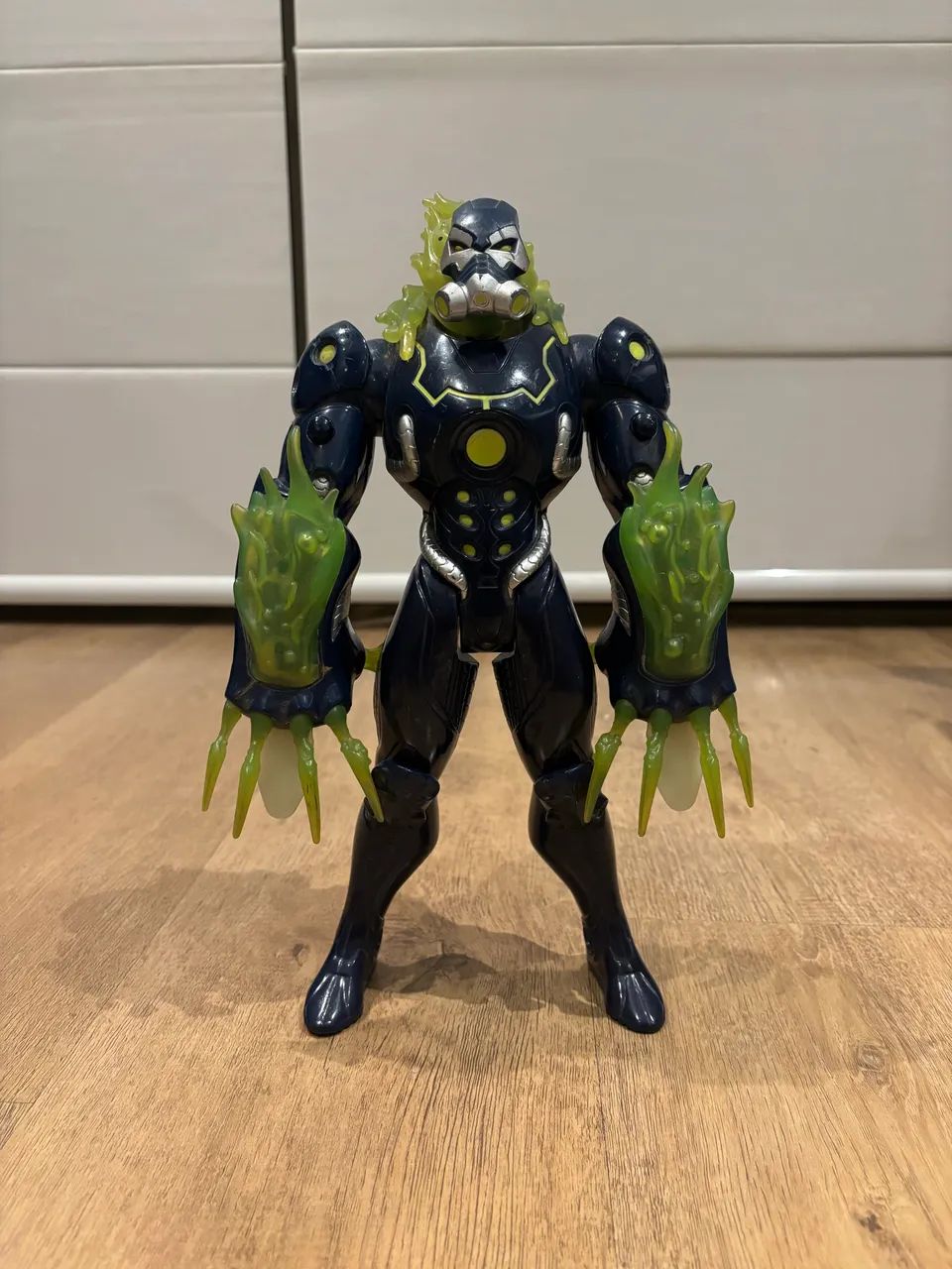 Boneco maxsteel vilão