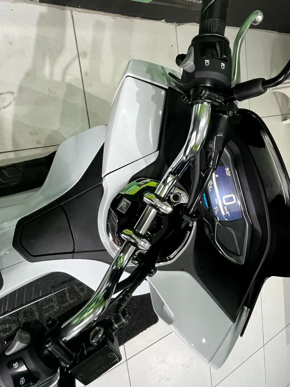 Vendo troco e financio pcx 2027 - Foto 4