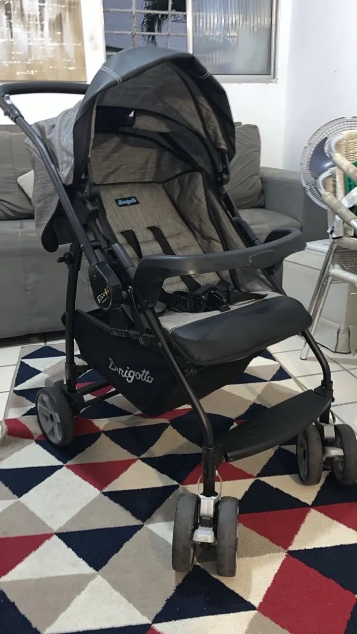 Carrinho de bebê perfeitamente conservado em ótimo estado  - Foto 2