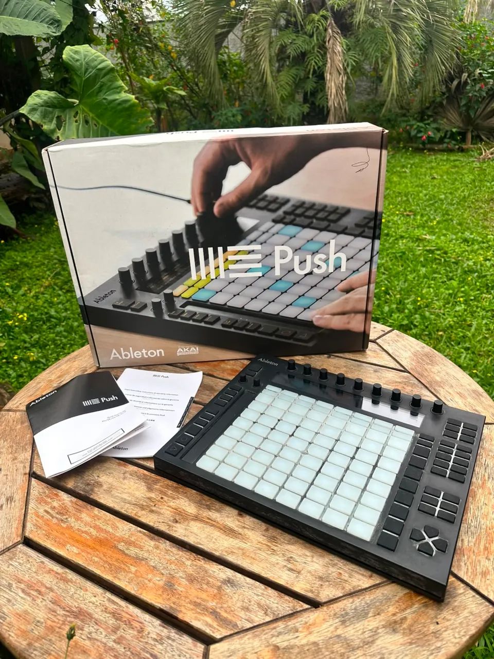 Ableton push 2 seminova na caixa com manuais  - Foto 3