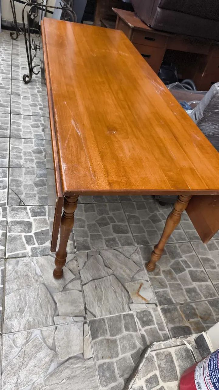 Mesa de abrir em madeira 