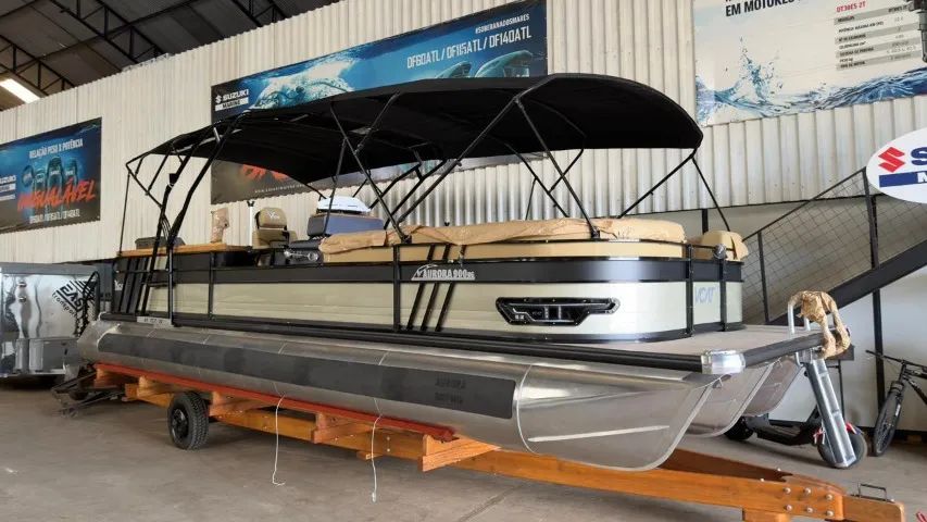 VCAT 900 NG + SUZUKI 200HP 6CC