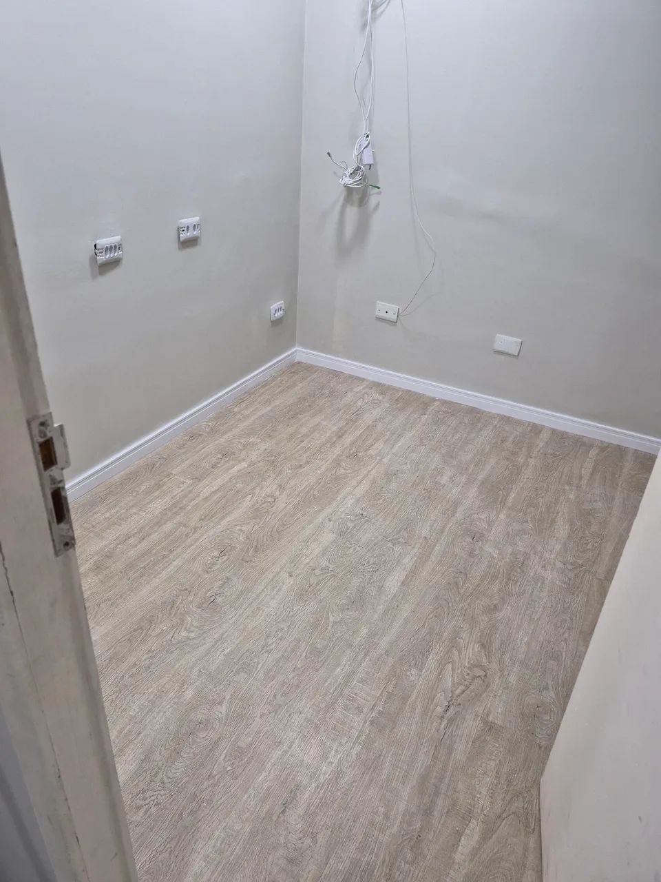 Aplicação de piso vinílico  - Foto 3