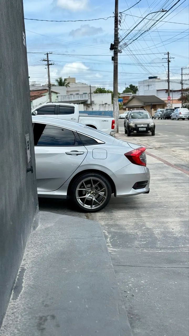 Aro 18. 