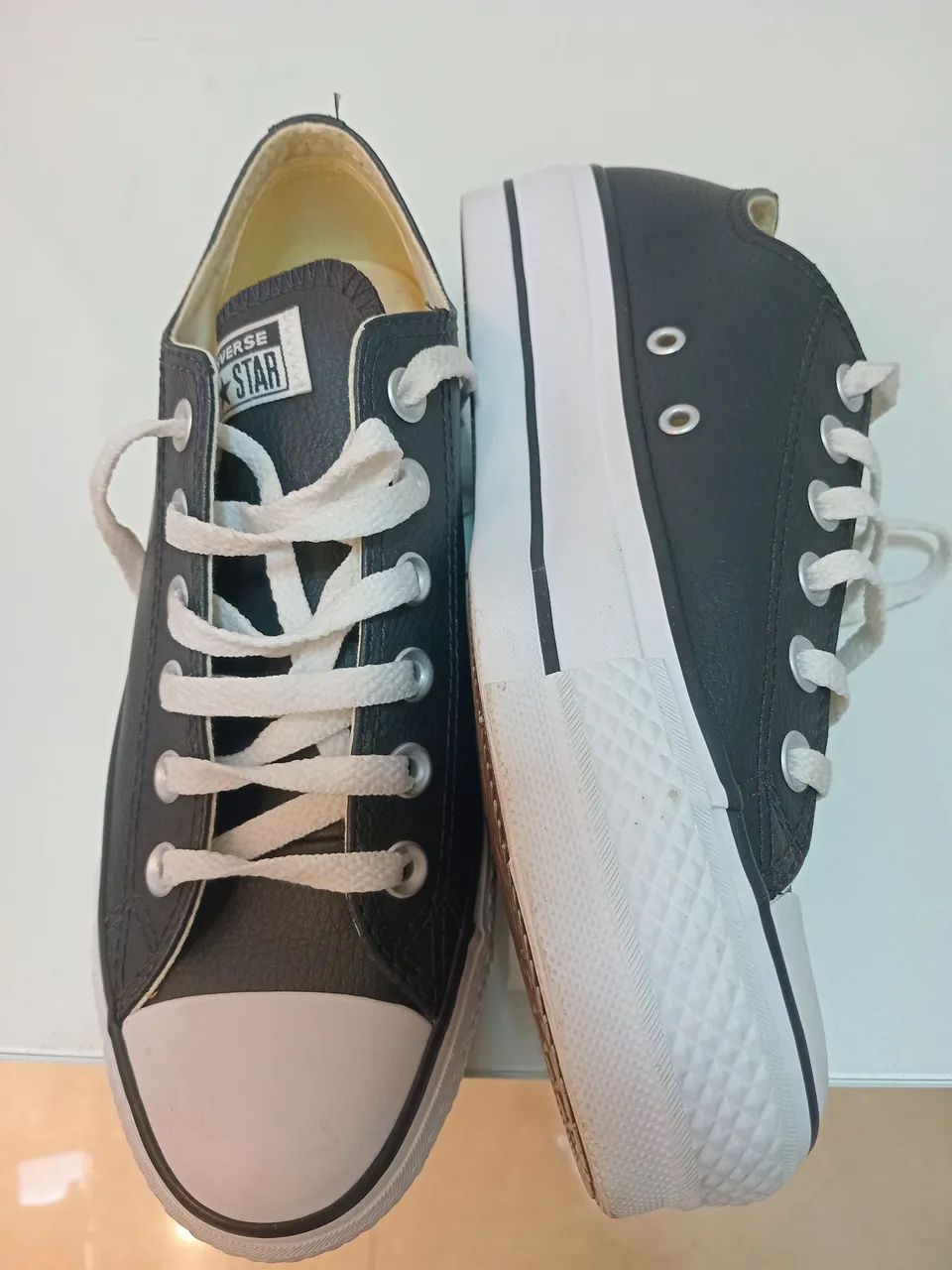 Tenis Allstarr plataforma couro preto - Foto 2
