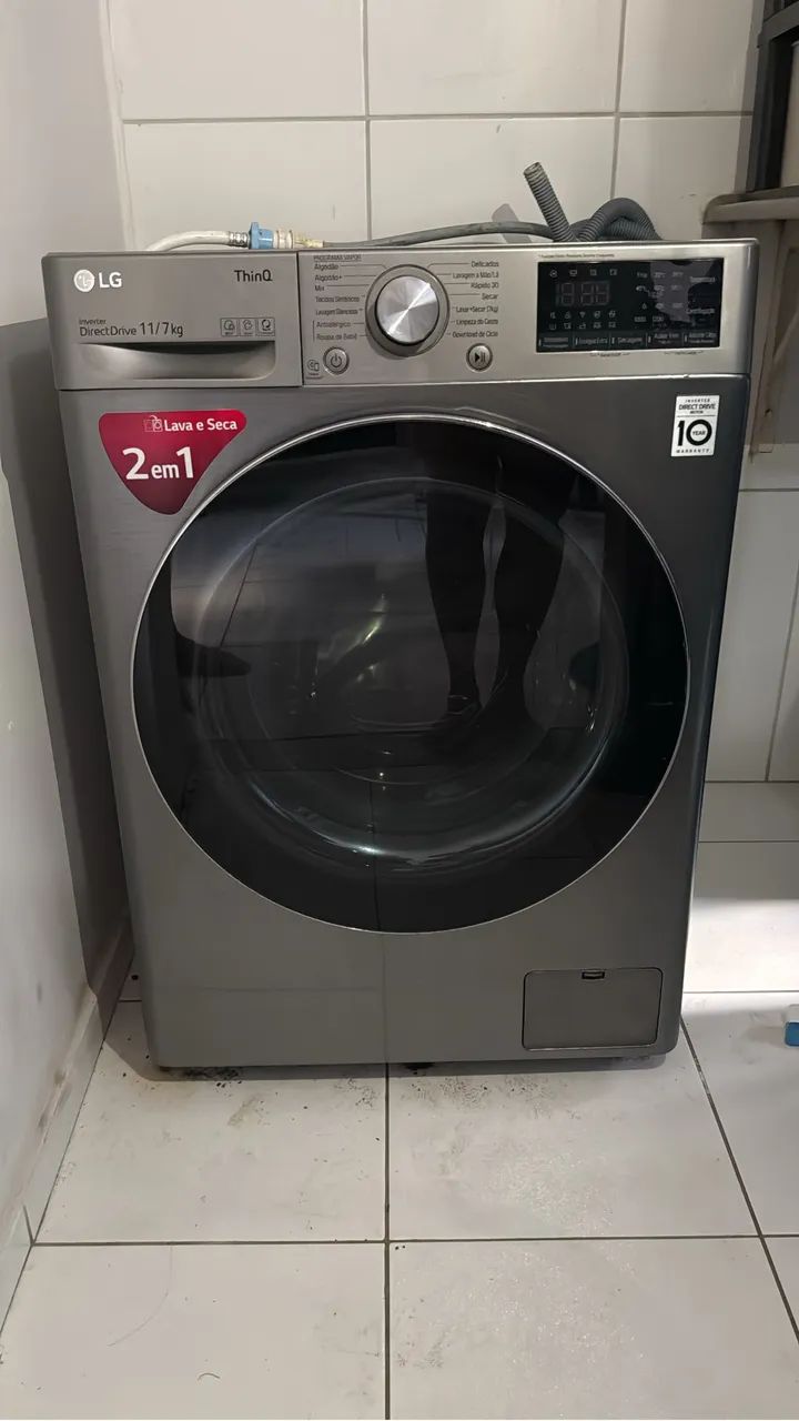 Máquina de lava e seca