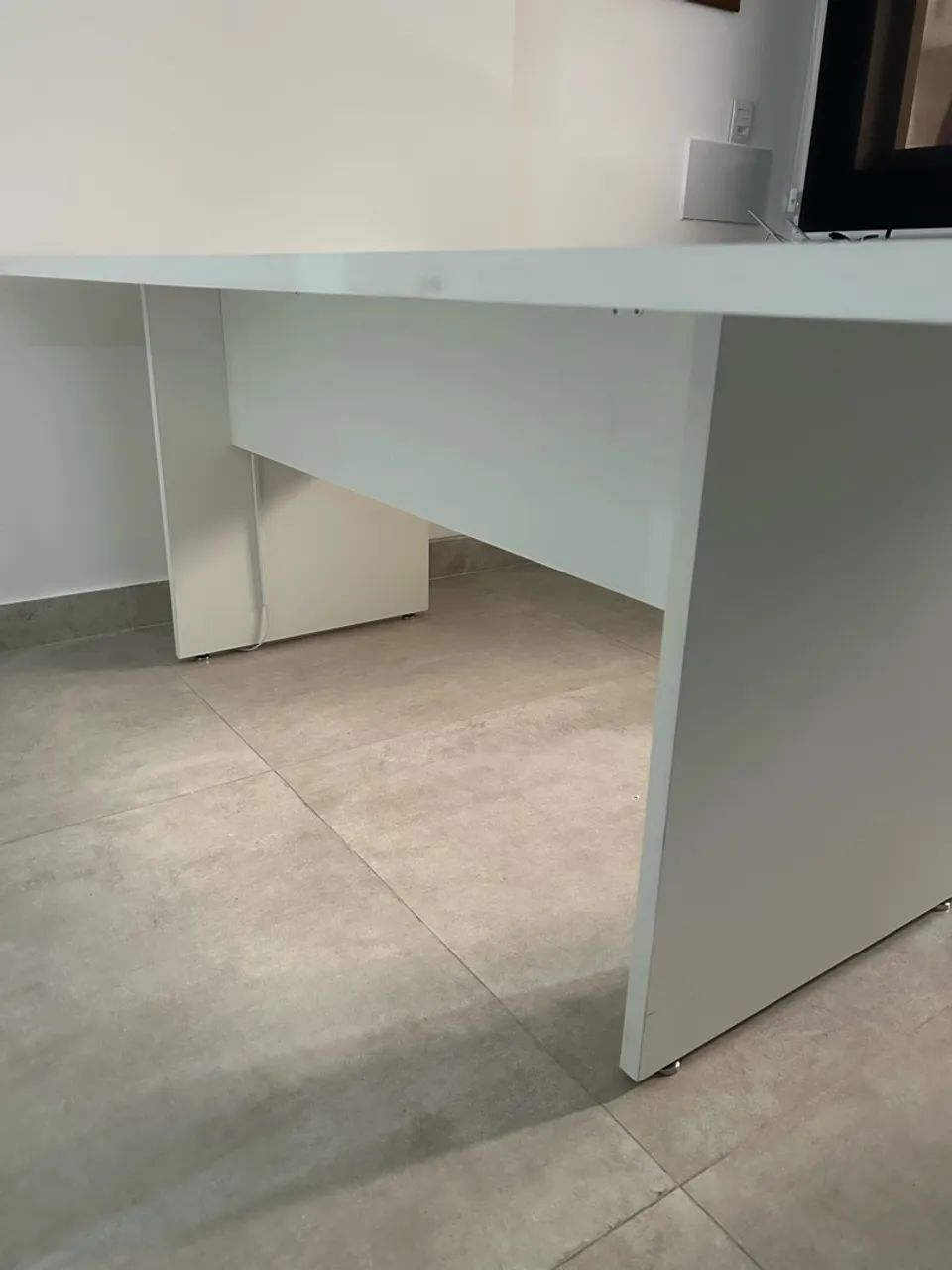 Mesa branca de escritório - Foto 3