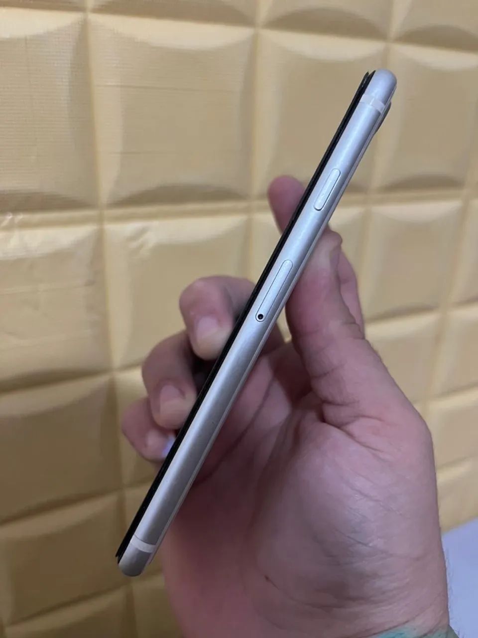 iPhone SE 2? GERAÇÃO  - Foto 3