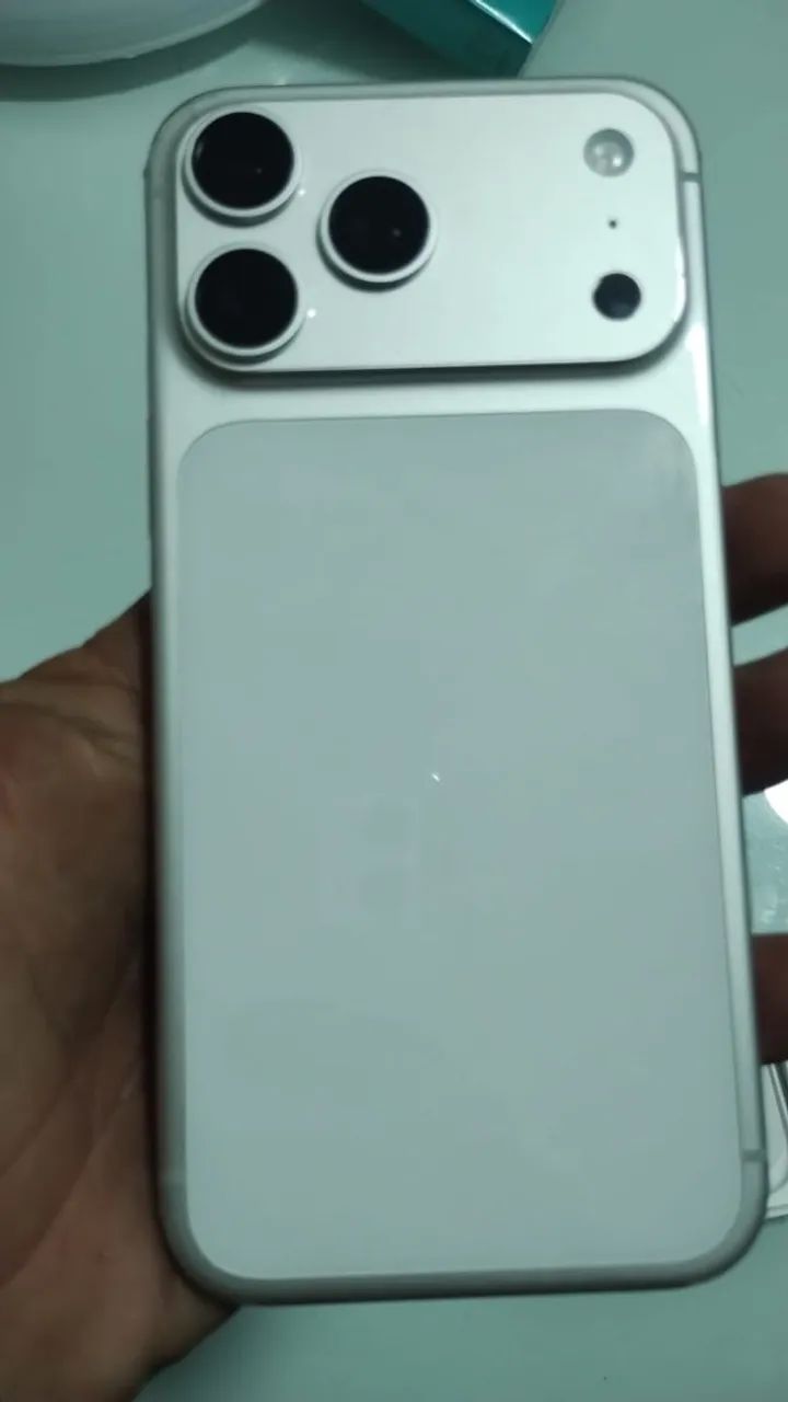 iPhone 17 pro max silver - Foto 3