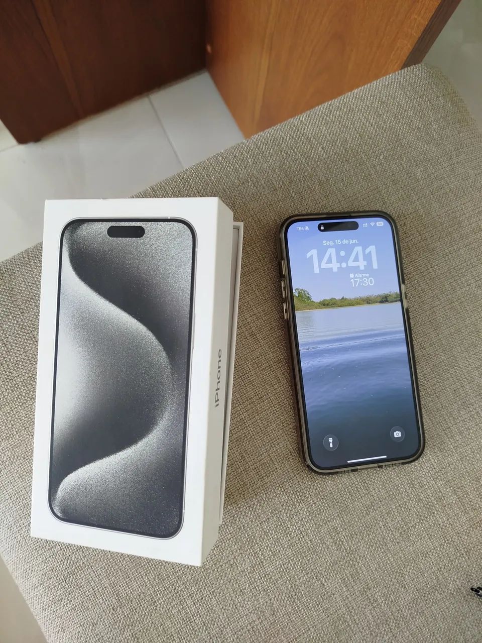 IPHONE 15 PRO MAX 512 GB COM CAIXA - Foto 3