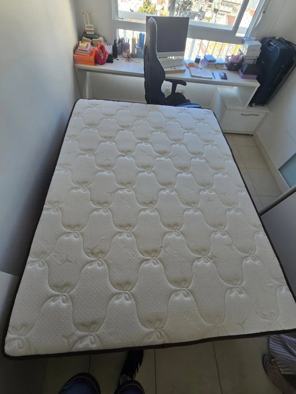 Cama box com colchão mola pro latex