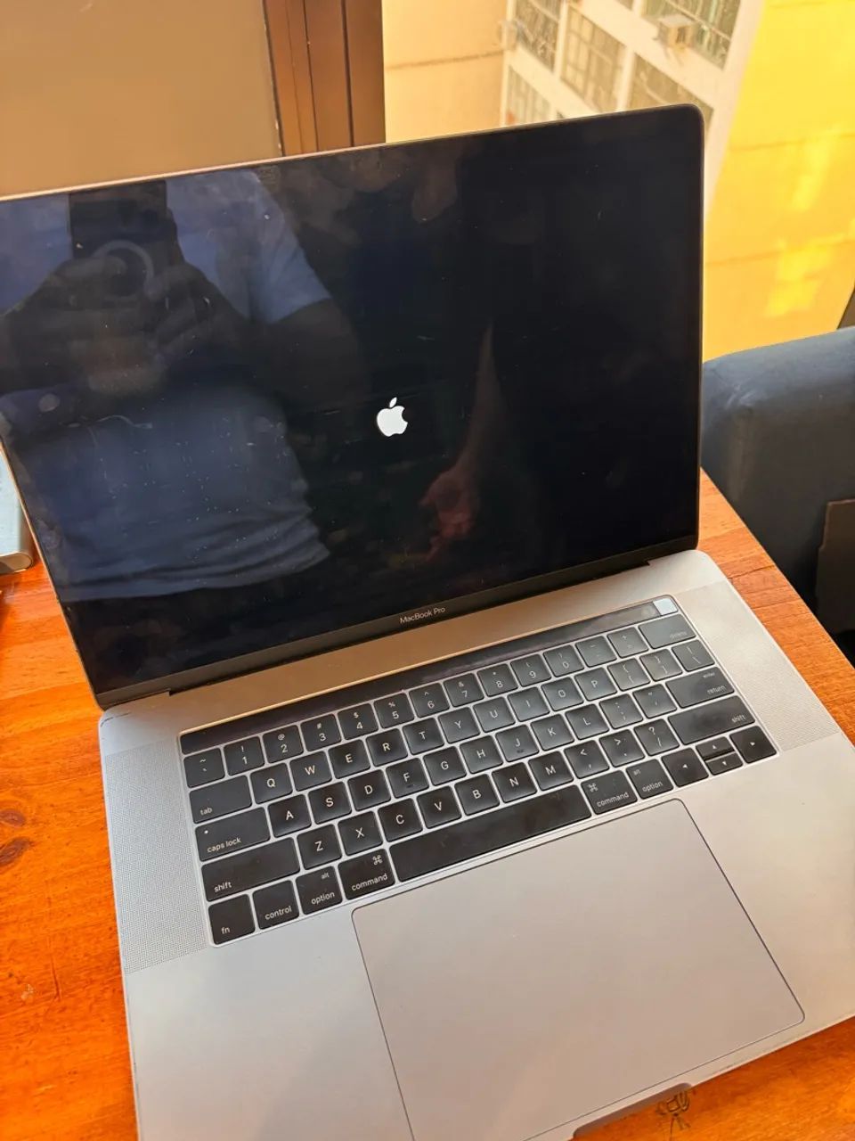 Macbook Pro 15 polegadas | Touchbar | Intel I7 | 16GB RAM | 256GB SSD - Foto 3