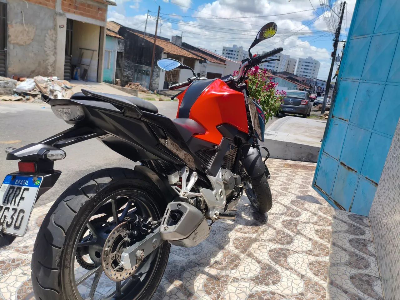 CB Twister 300f Vermelha  - Foto 2