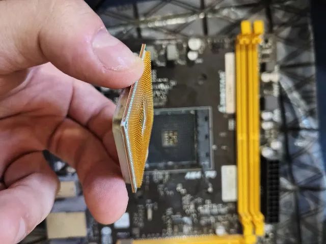 Ryzen 5 5600G + Cooler original da AMD (Wraith Stealth) - Foto 2