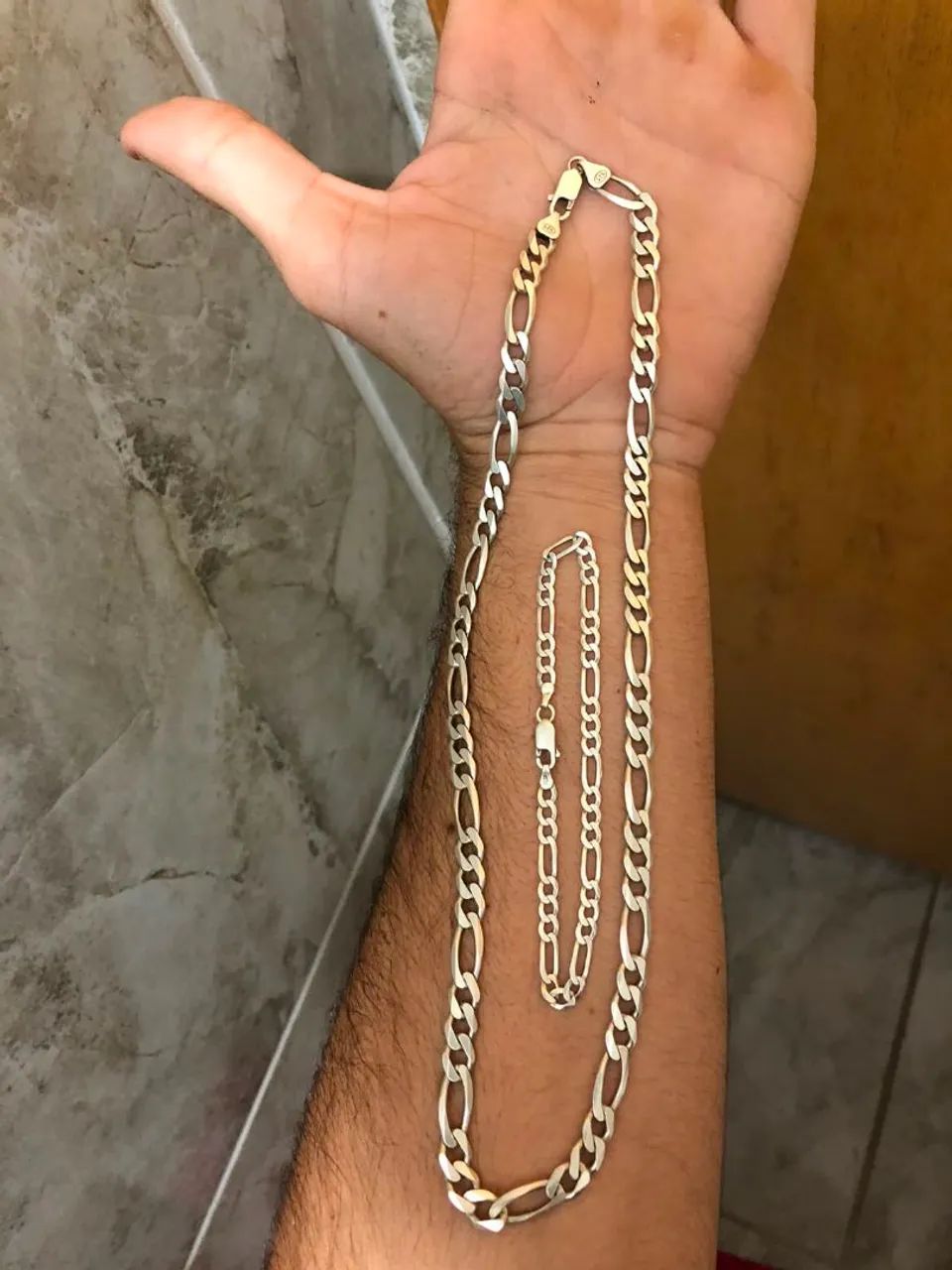 Cordão e pulseira de prata modelo 3 em 1. Preço baixo.