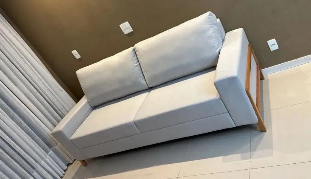 Sofá Living Londres 2,20m de Largura Linho Produto Novo  - Foto 4