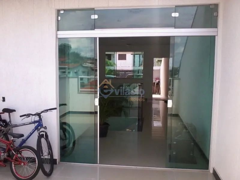 CASA GEMINADA 03 QUARTOS 03 SUITES COM ENTRADA INDEPENDENTE COM ACABAMENTO DE LUXO .