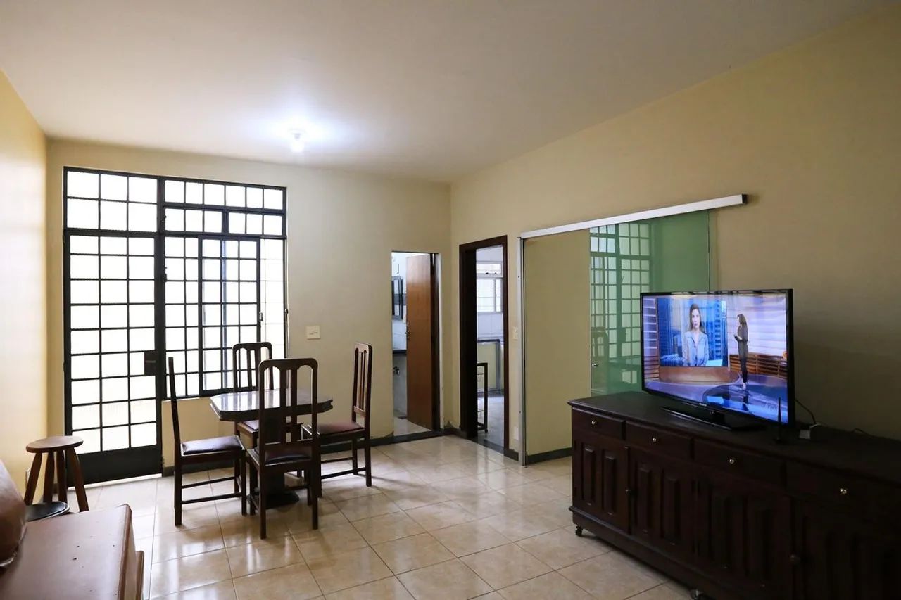 Casa à Venda - Concórdia, 5 Quartos, 400 m2 - Foto 3