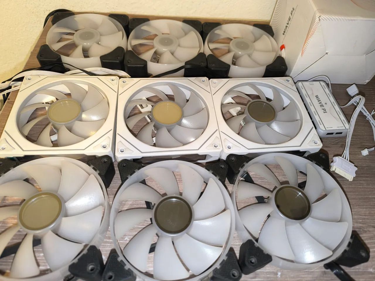 Kit de 9 fans argb, com controladora e controle remoto  - Foto 2