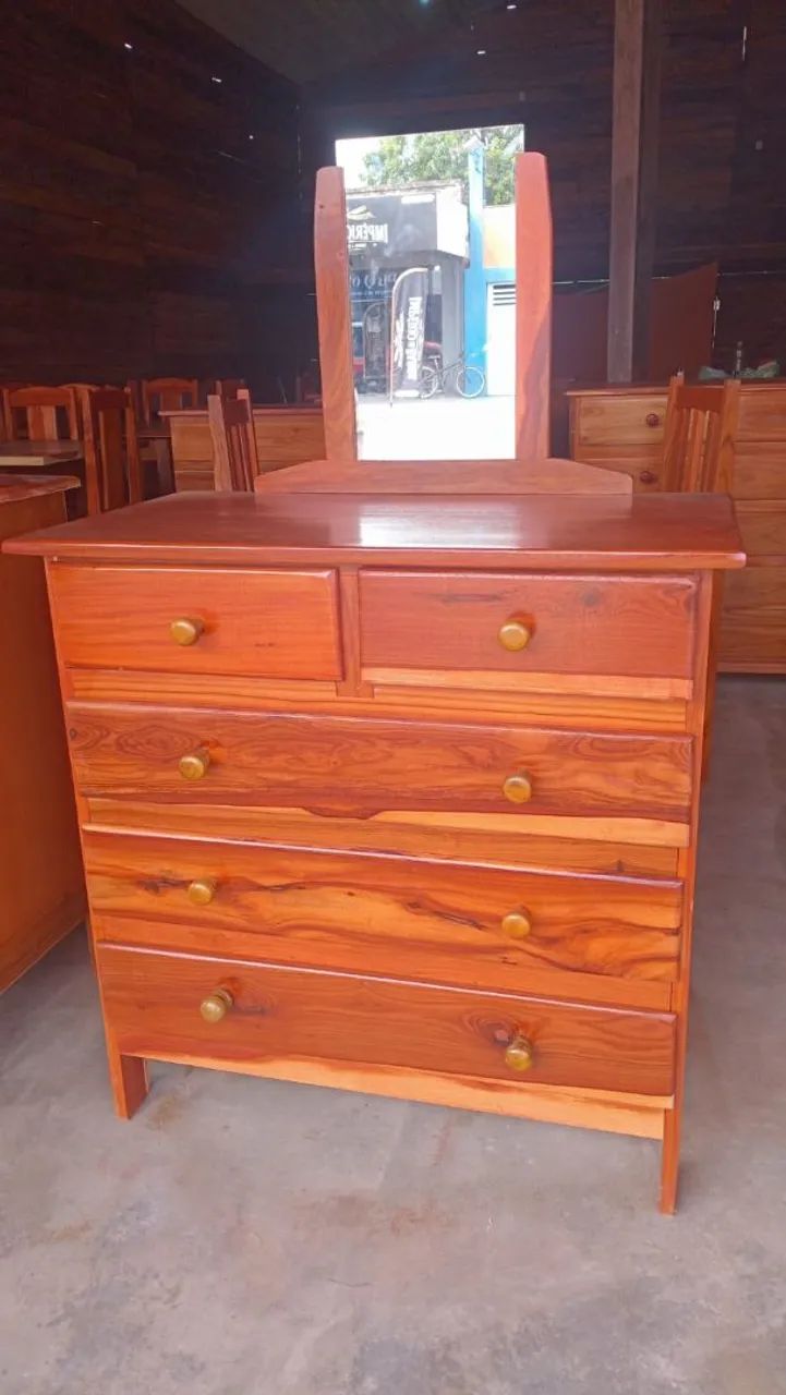 Cômoda 5 gavetas 