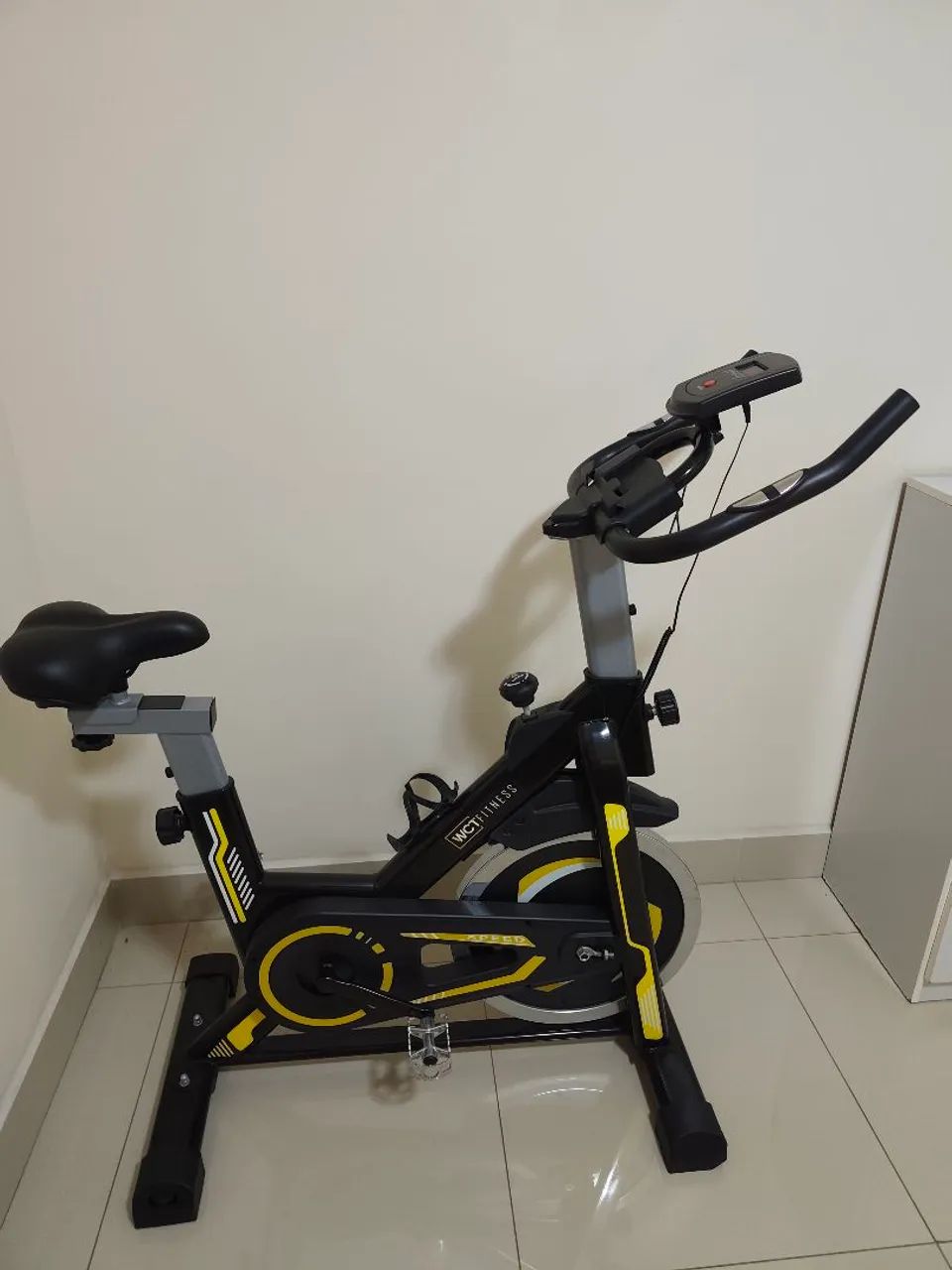 bicicleta de spinning para vender hj R$ 600