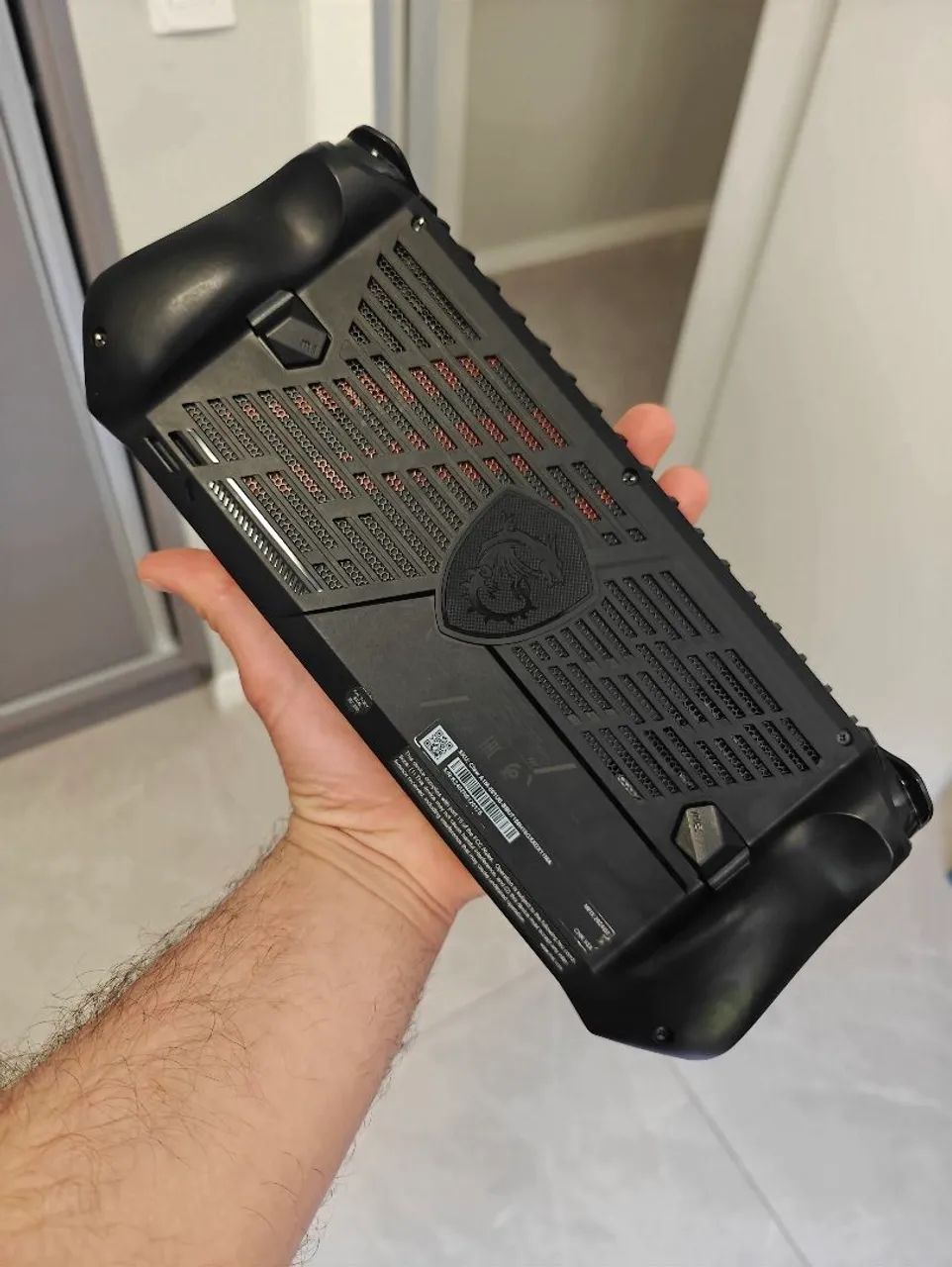 MSI Claw A1M - Foto 2