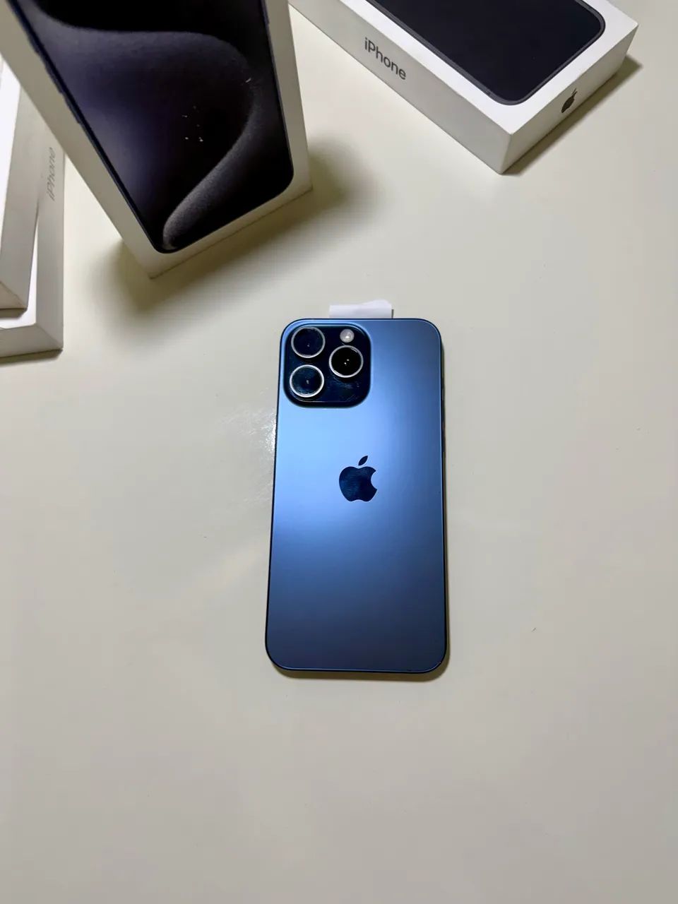 IPHONE 15 PRO MAX 256GB Impecável - Celulares e Smartphones - Turu