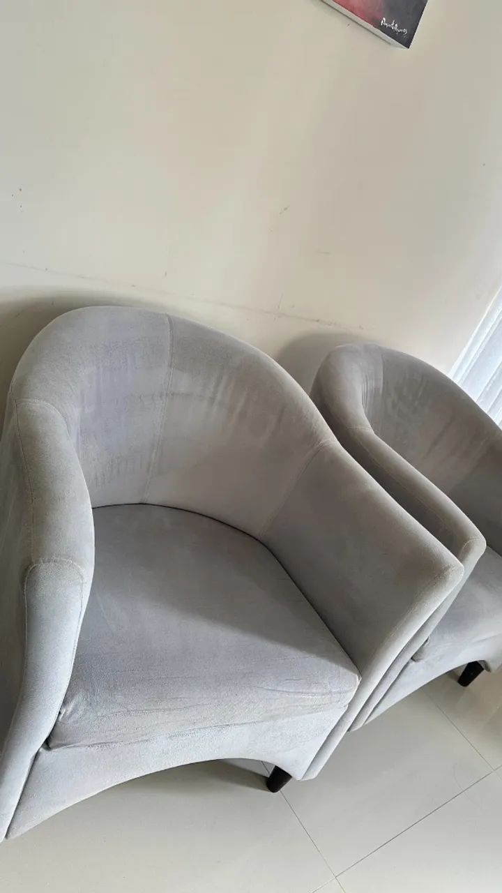 Poltronas decorativas Madeira esfotadas alto qualidade