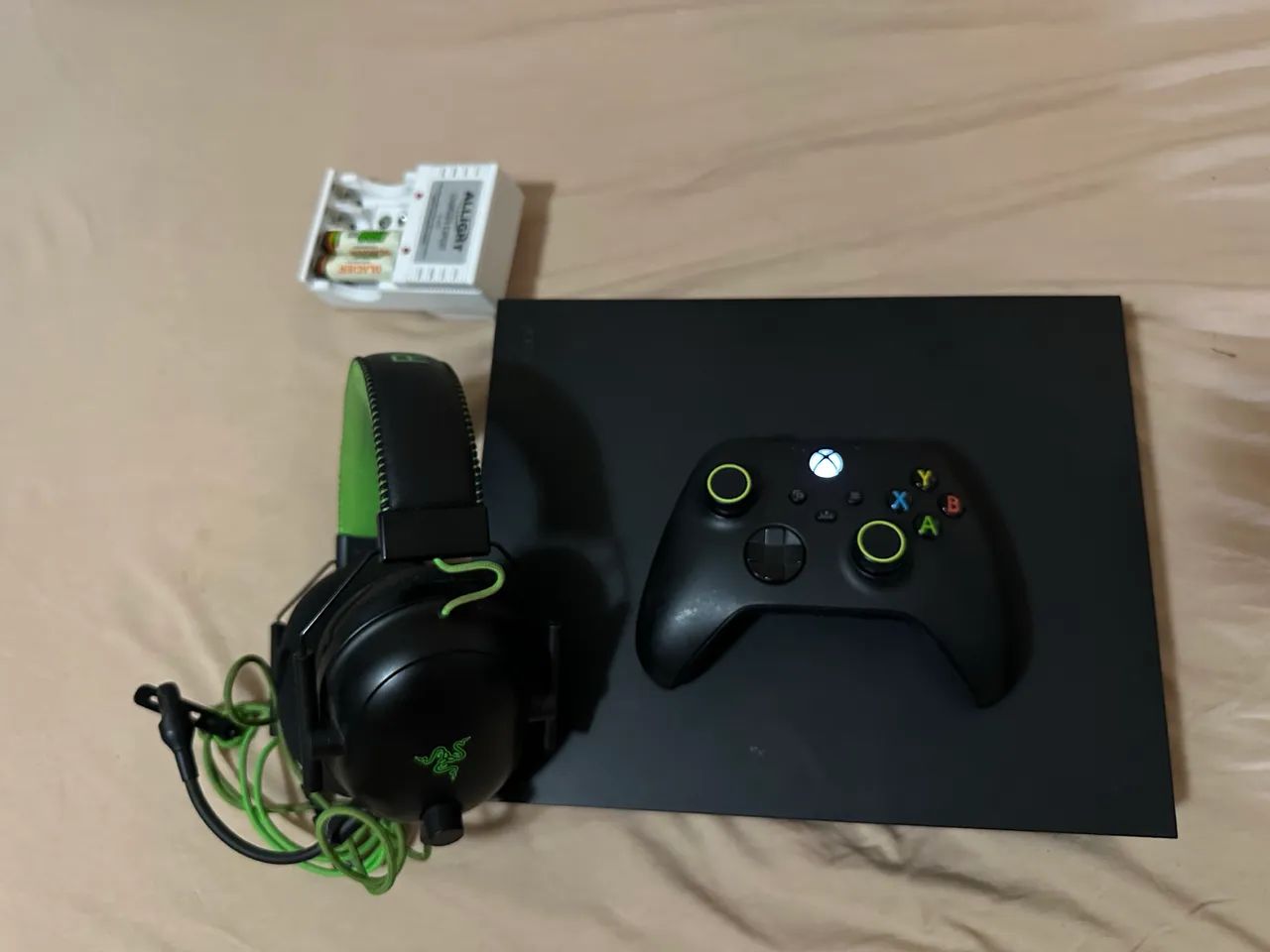 X box one X 1 Tb  - Foto 3