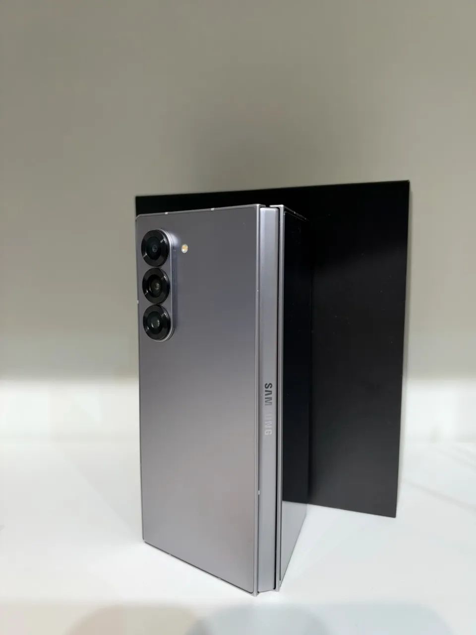 Samsung Galaxy Z Fold 6 512GB - Foto 2