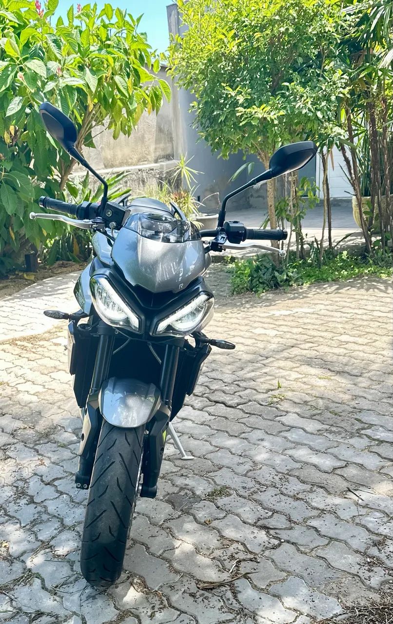 Triumph Street Triple 765 R 2024 - 3.400km - Único Dono - Quickshifter - IPVA 2026 Pago - Foto 12