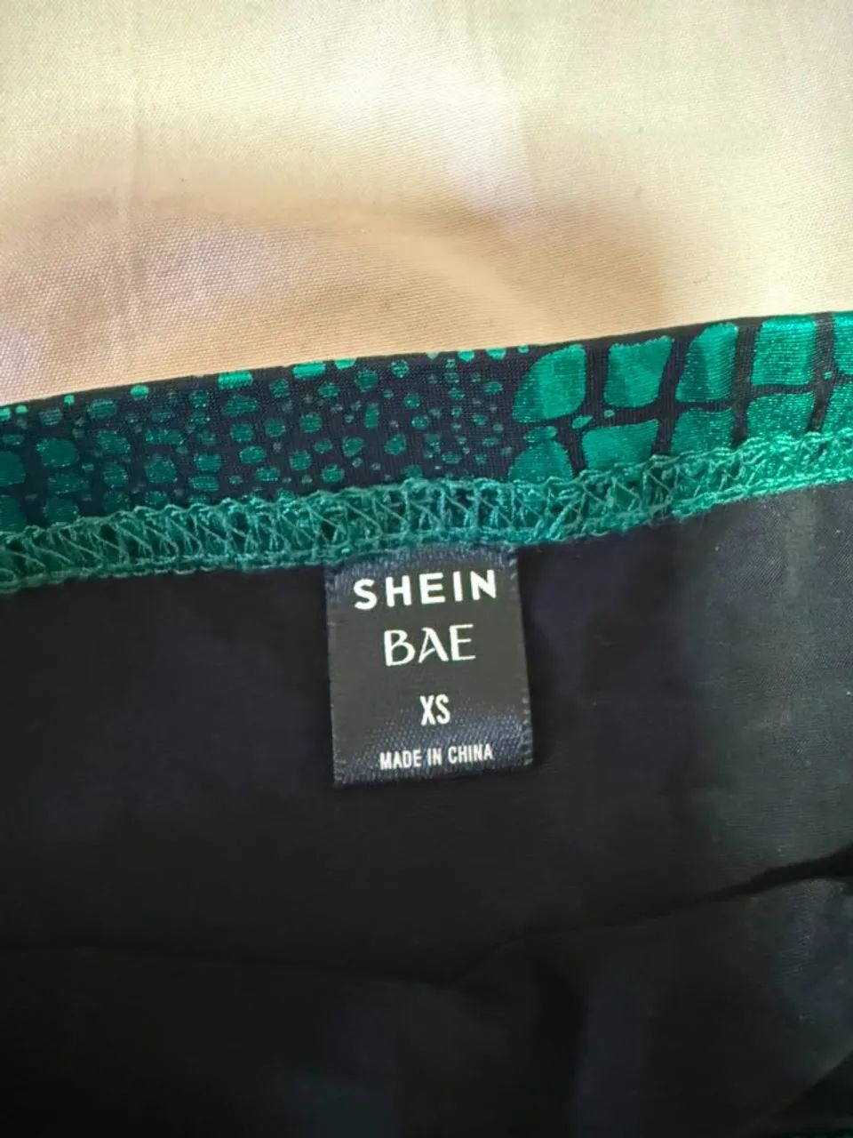 Saia Metalizada Verde Shein XS - Foto 2
