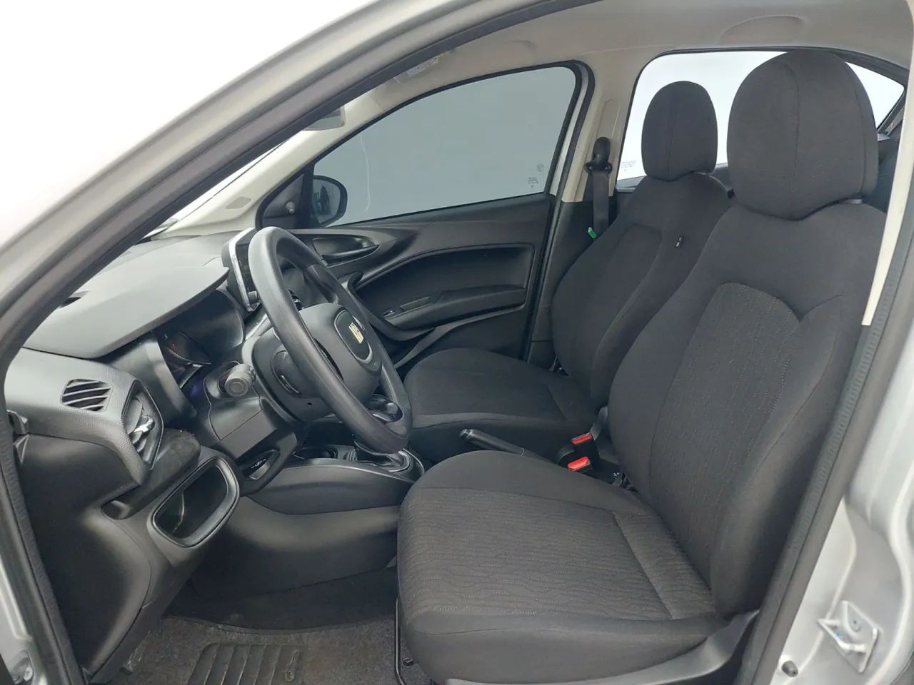 Fiat Cronos DRIVE 1.3 8V Flex, foto 16 de 18