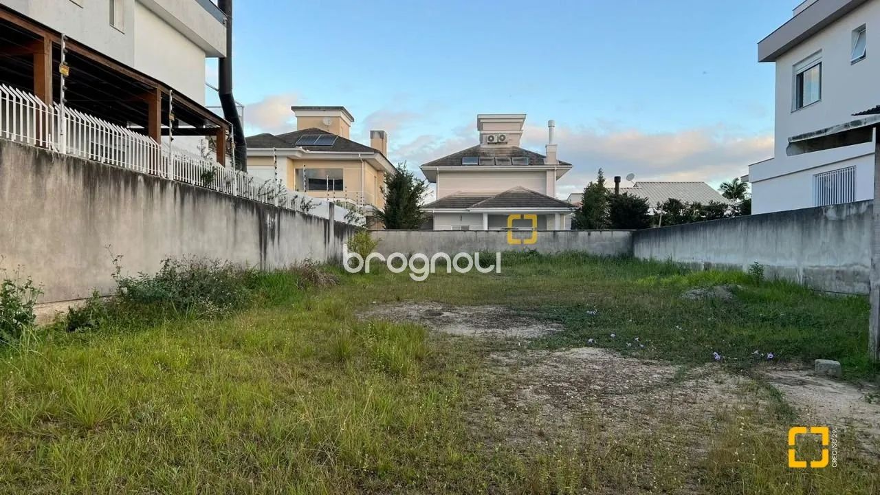 Terreno residencial no Carianos