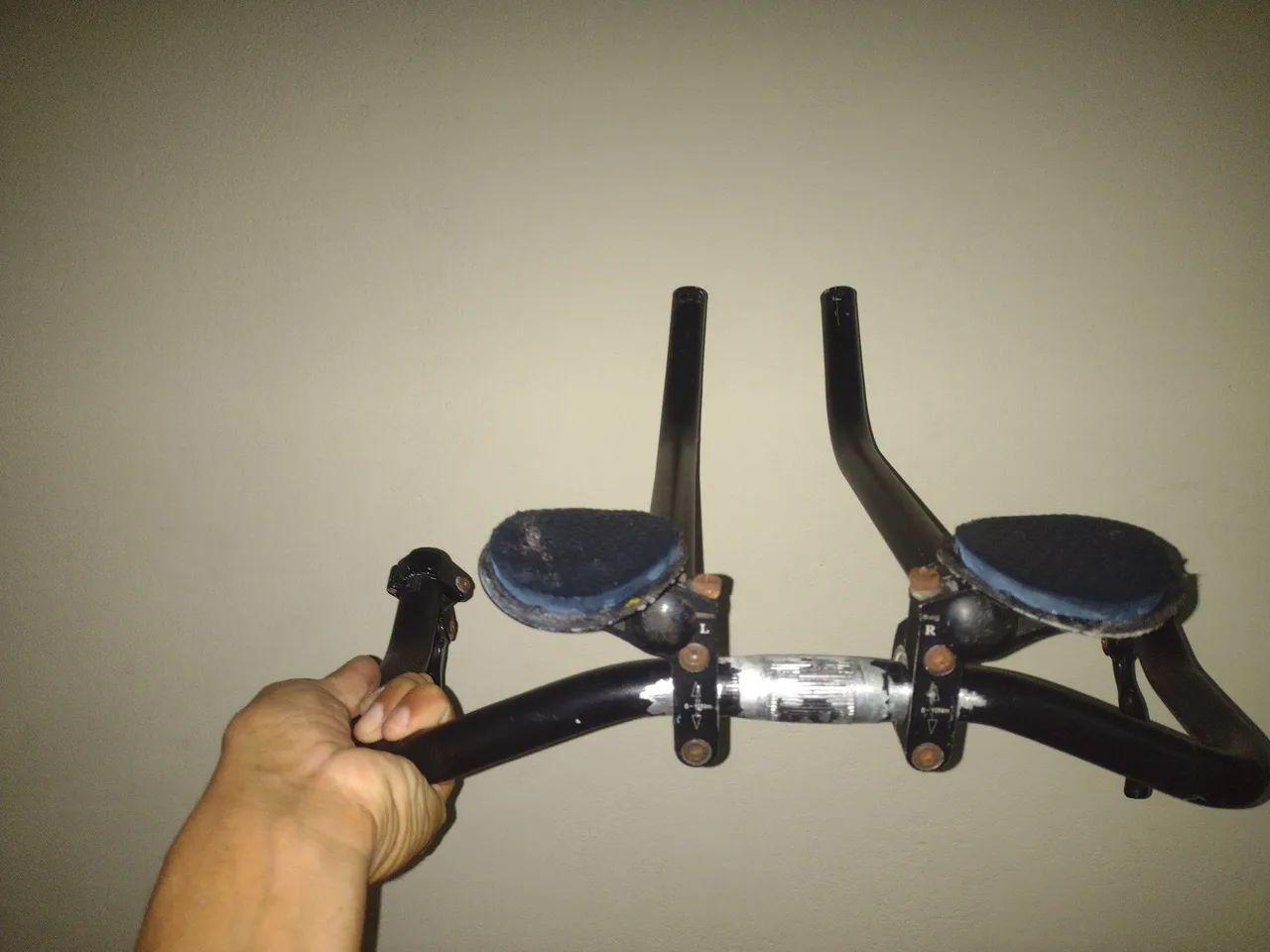 Guidão bullhorn + aerobar  - Foto 2