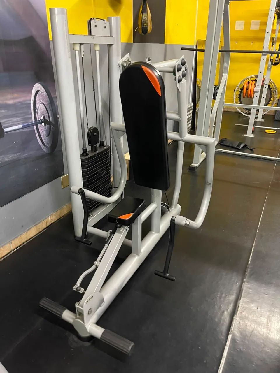 Máquina de Tríceps - Foto 2