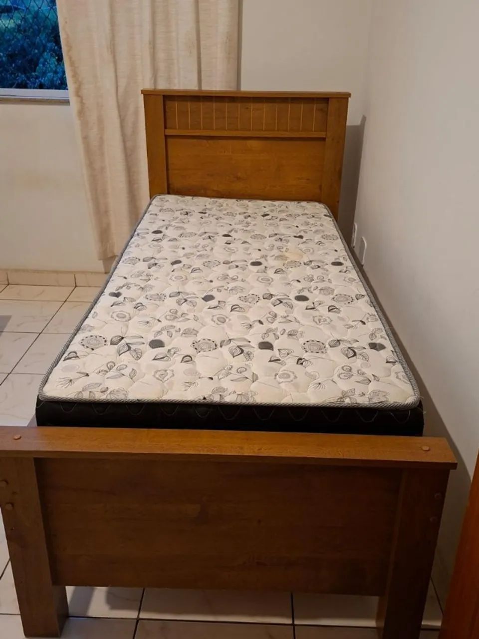 Cama de solteiro 