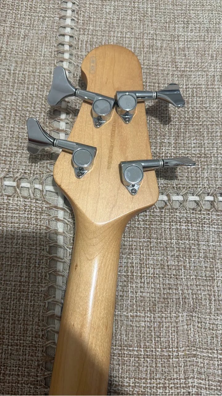 Contrabaixo Yamaha BB404 - 4 cordas  - Foto 2