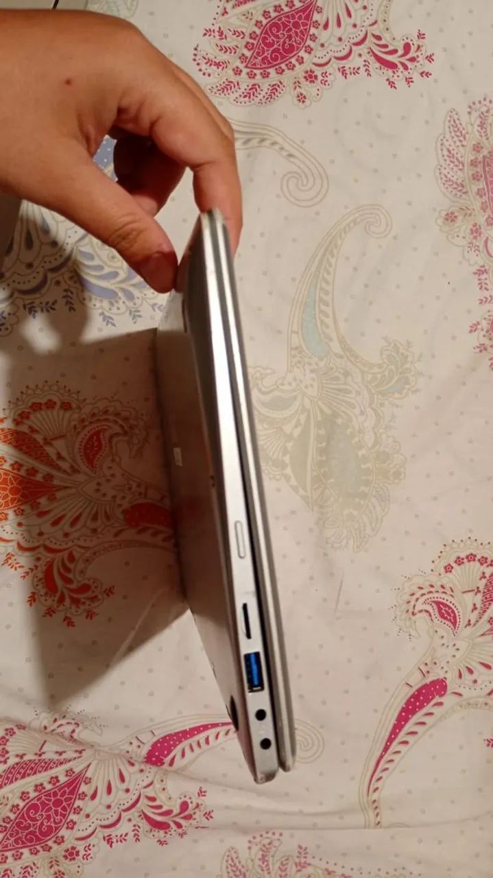 Vendo notebook Multilaser touch vira tablet  - Foto 3