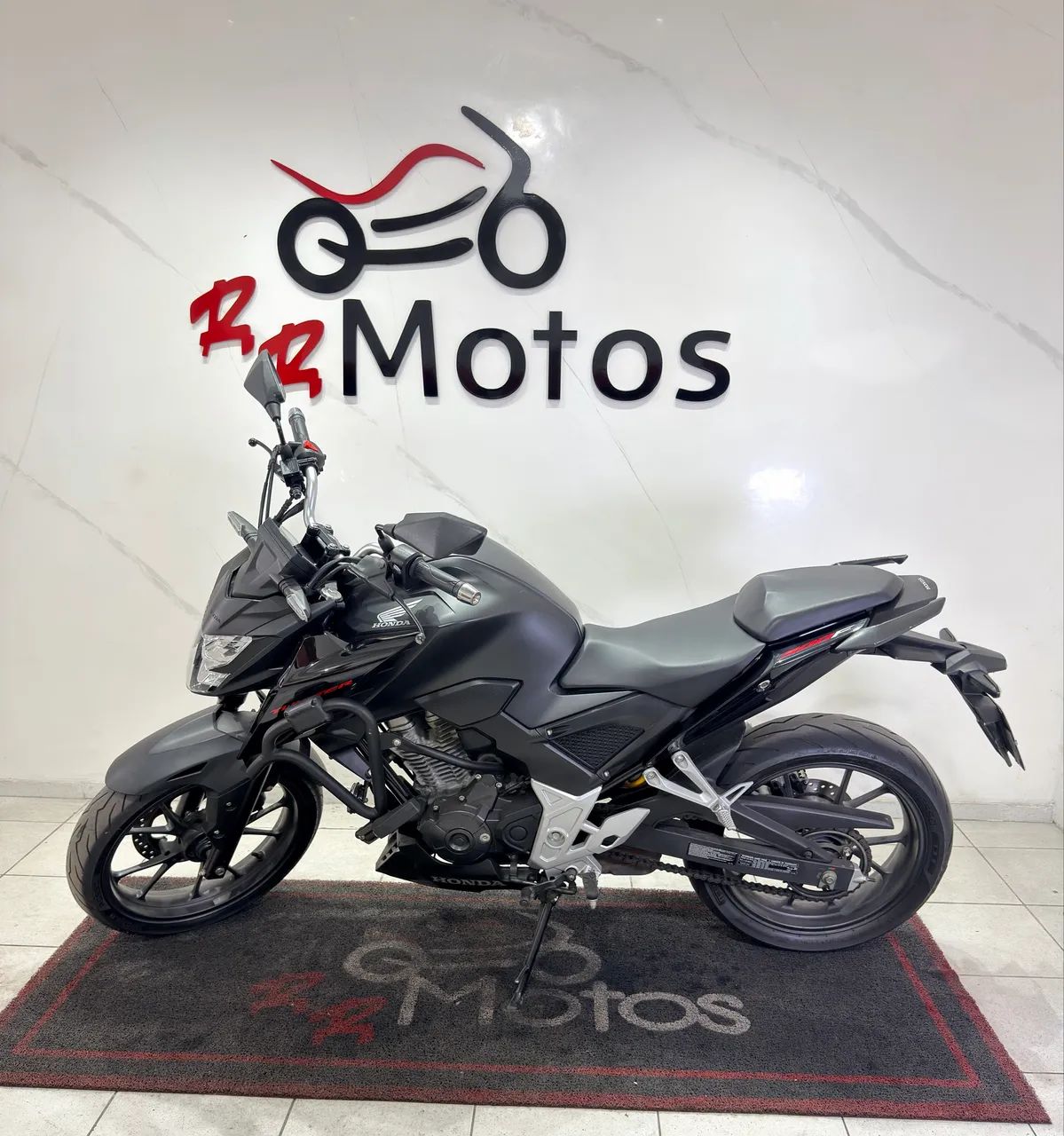 CB300 F CBS 2024 - Foto 3
