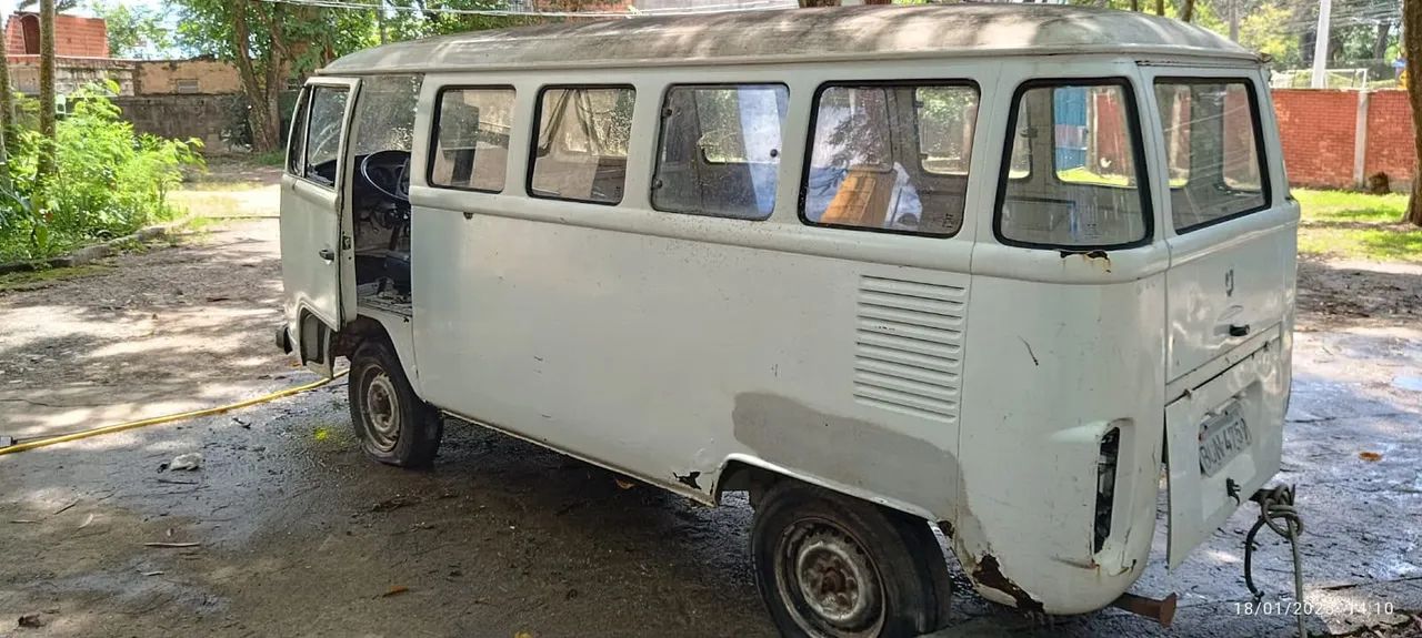 Volkswagen Kombi Kombi Standard/ Luxo/ Série Prata 1994
