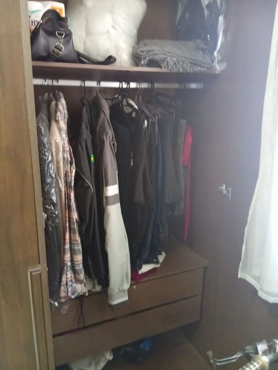 Guarda roupas 6 portas  - Foto 4
