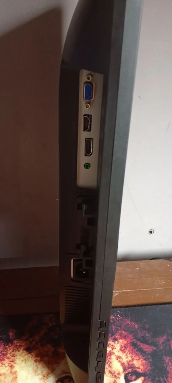 Monitor 22p com displayport hdmi VGA sem defeito  - Foto 3