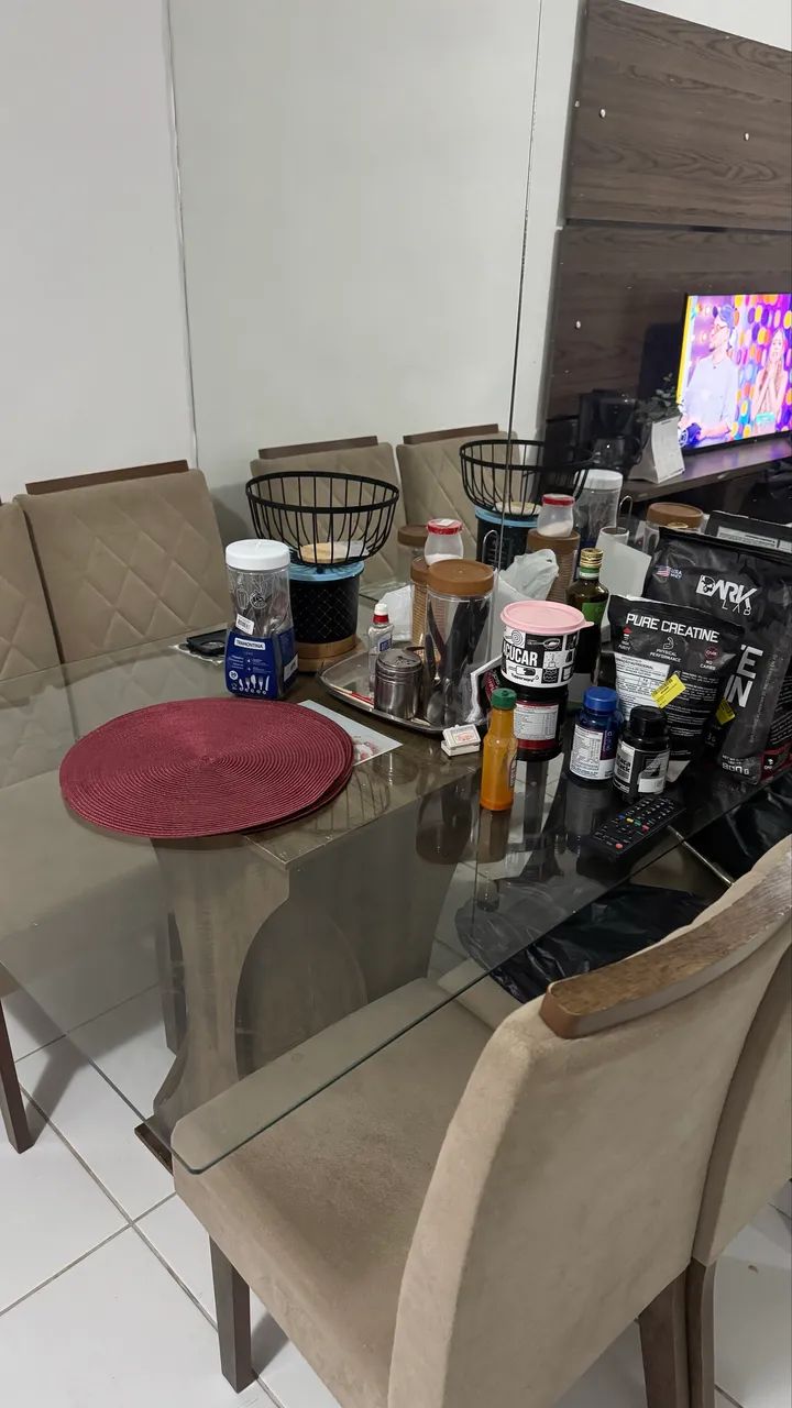Mesa com 4 cadeiras  - Foto 2